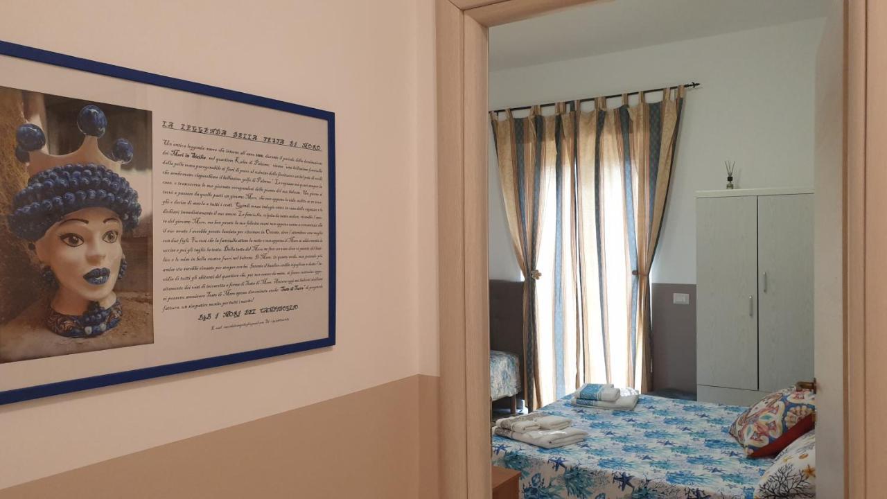 I Mori In Campidoglio Affitta Camere Сант'Агата-ді-Мілітелло Екстер'єр фото